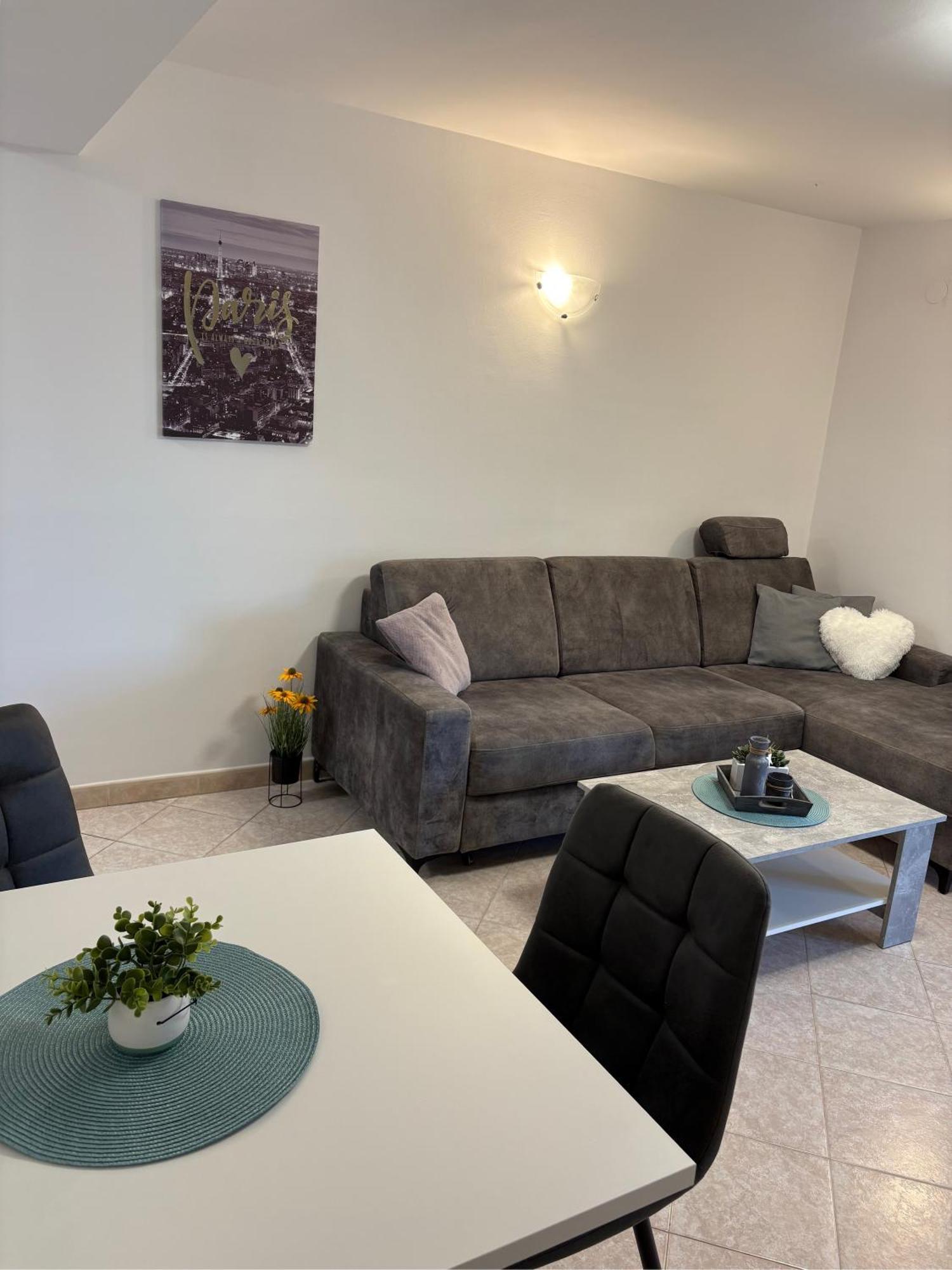 Apartments Vilma Lovran Eksteriør billede